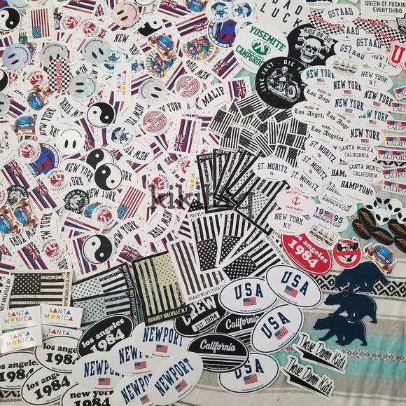 Brandy Melville sticker bundle + bracelet - Picture 7 of 8